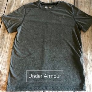 Under Armour Boys Dark Gray Top
